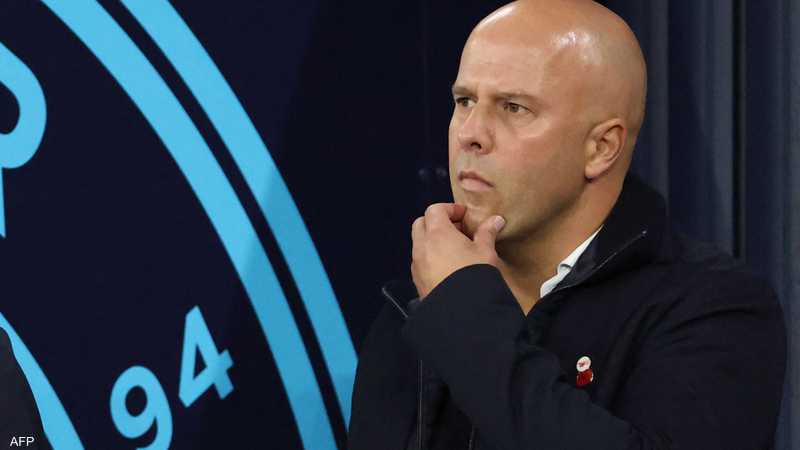 ليفربول يفاجئ الجميع برحيل مدربه آرني سلوت بعد موسم واحد من النجاح
