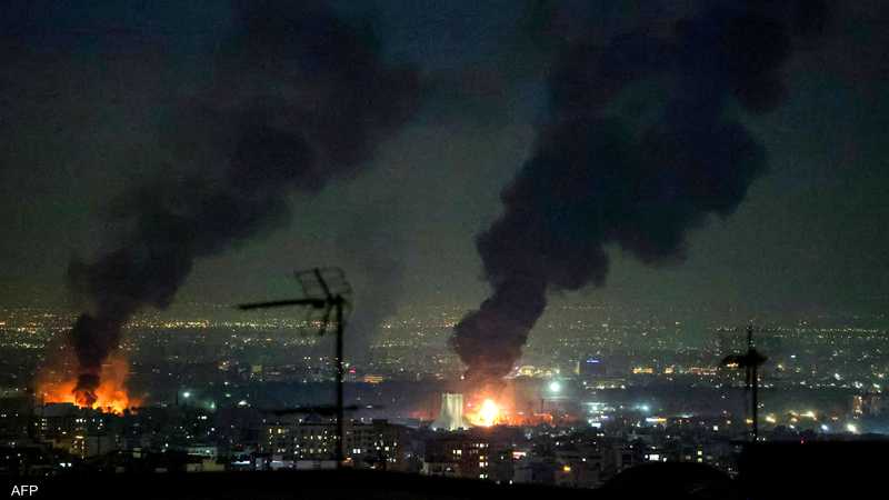 الجيش الإسرائيلي يُكثف غاراته على مواقع إنتاج الأسلحة في إيران